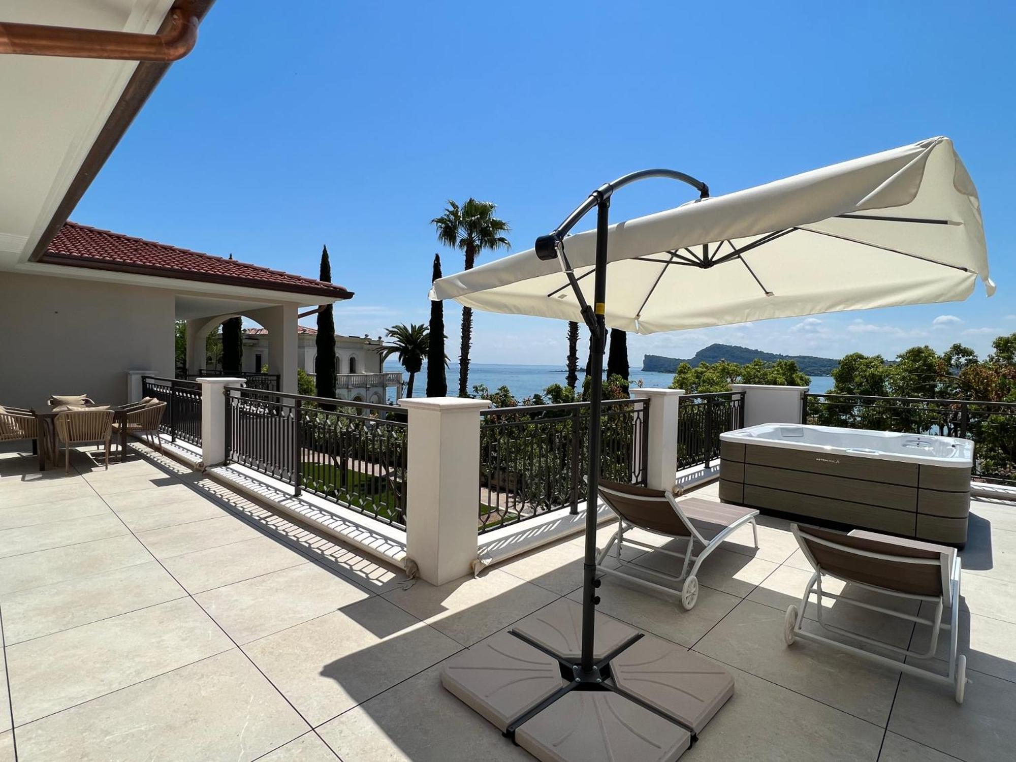 Villa Silvia Apartments 圣菲利斯·德尔·贝纳茨 外观 照片