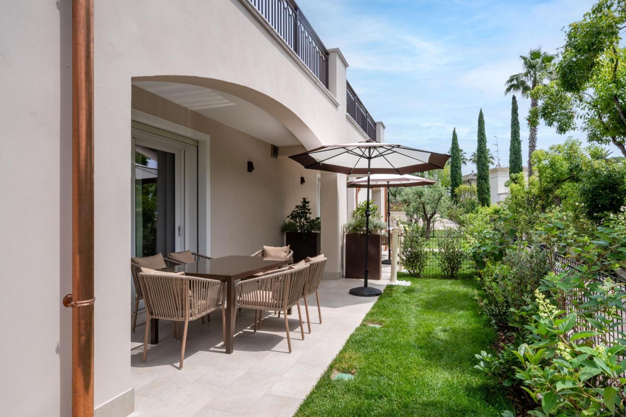 Villa Silvia Apartments 圣菲利斯·德尔·贝纳茨 外观 照片