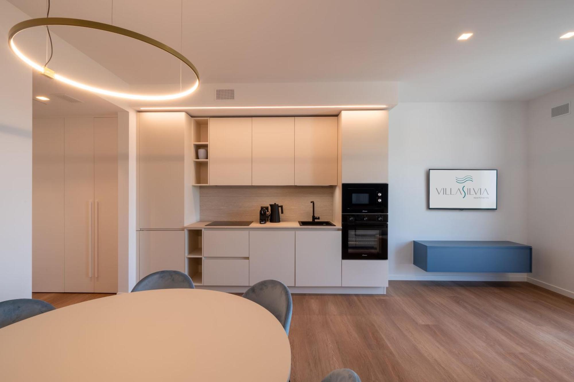 Villa Silvia Apartments 圣菲利斯·德尔·贝纳茨 外观 照片