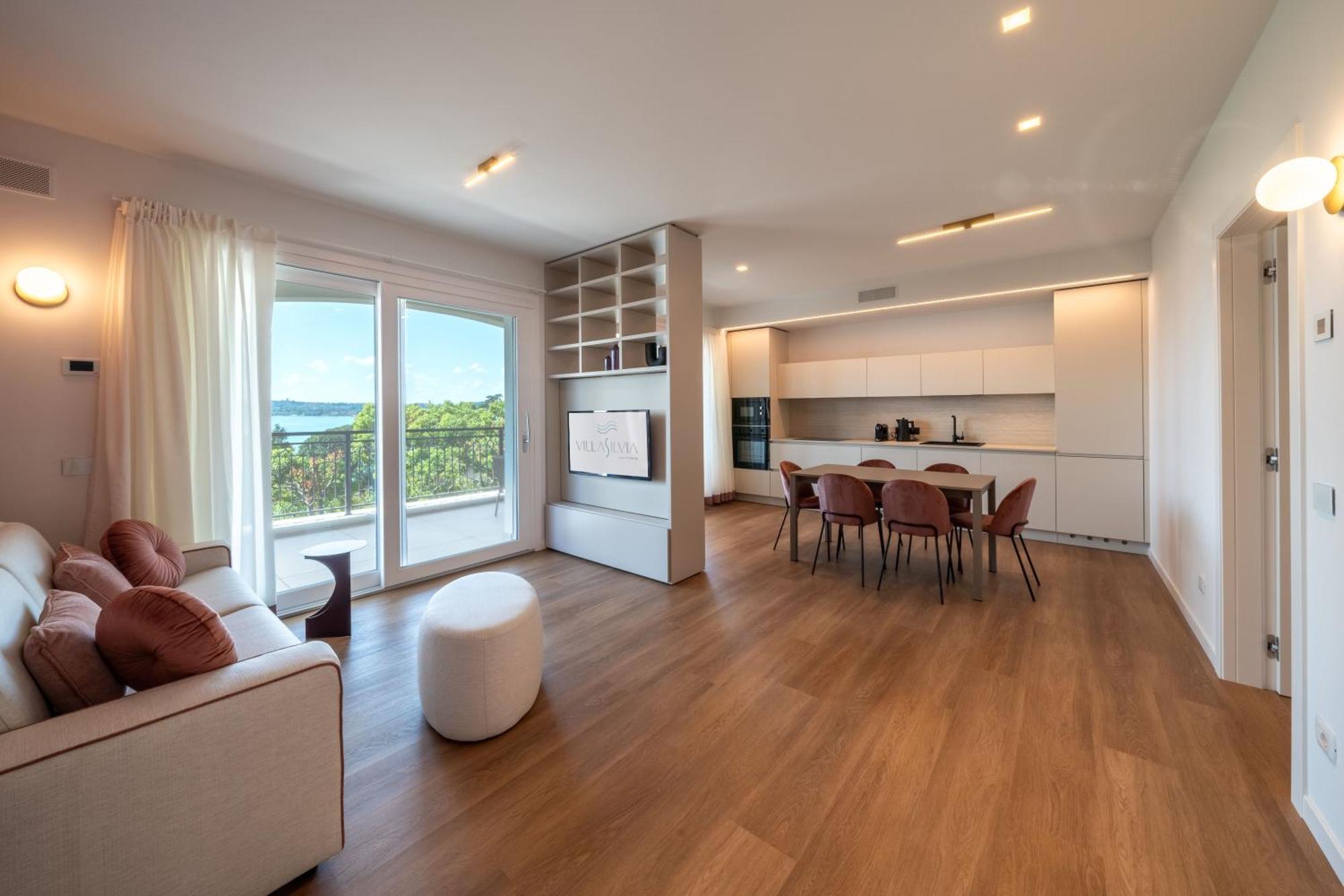 Villa Silvia Apartments 圣菲利斯·德尔·贝纳茨 外观 照片