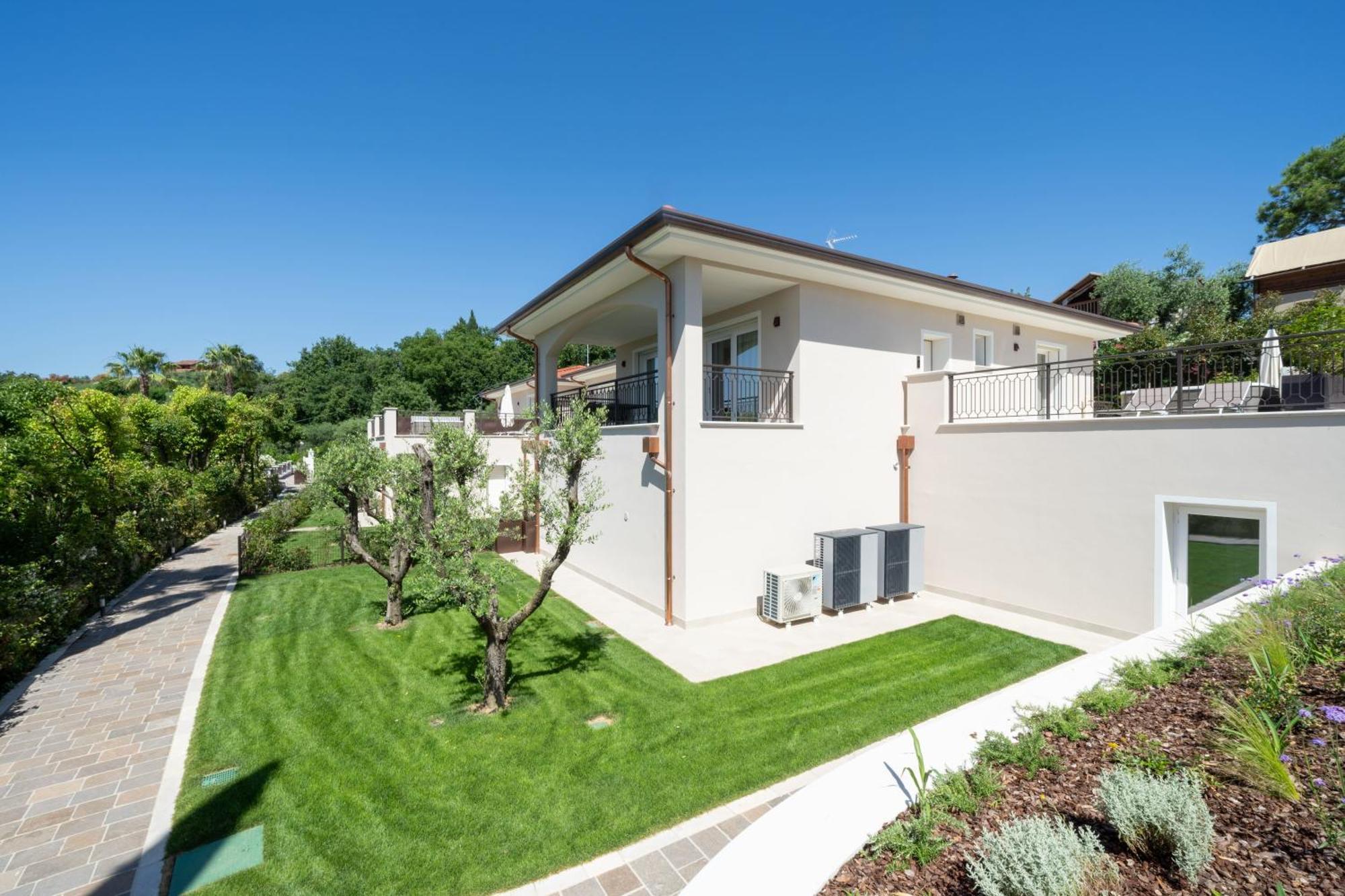 Villa Silvia Apartments 圣菲利斯·德尔·贝纳茨 外观 照片