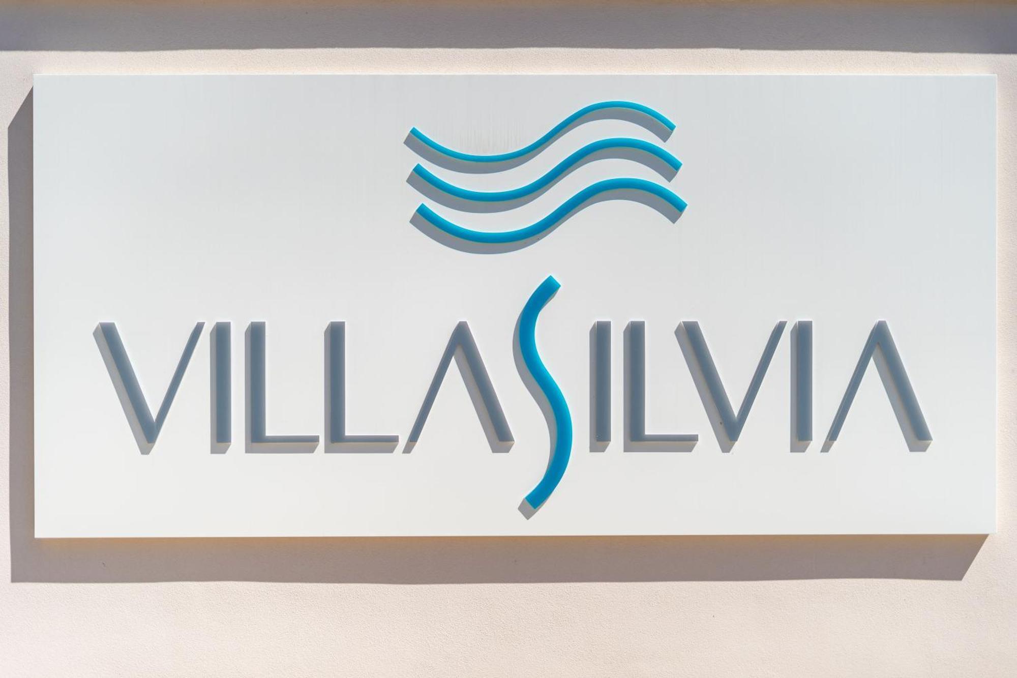 Villa Silvia Apartments 圣菲利斯·德尔·贝纳茨 外观 照片